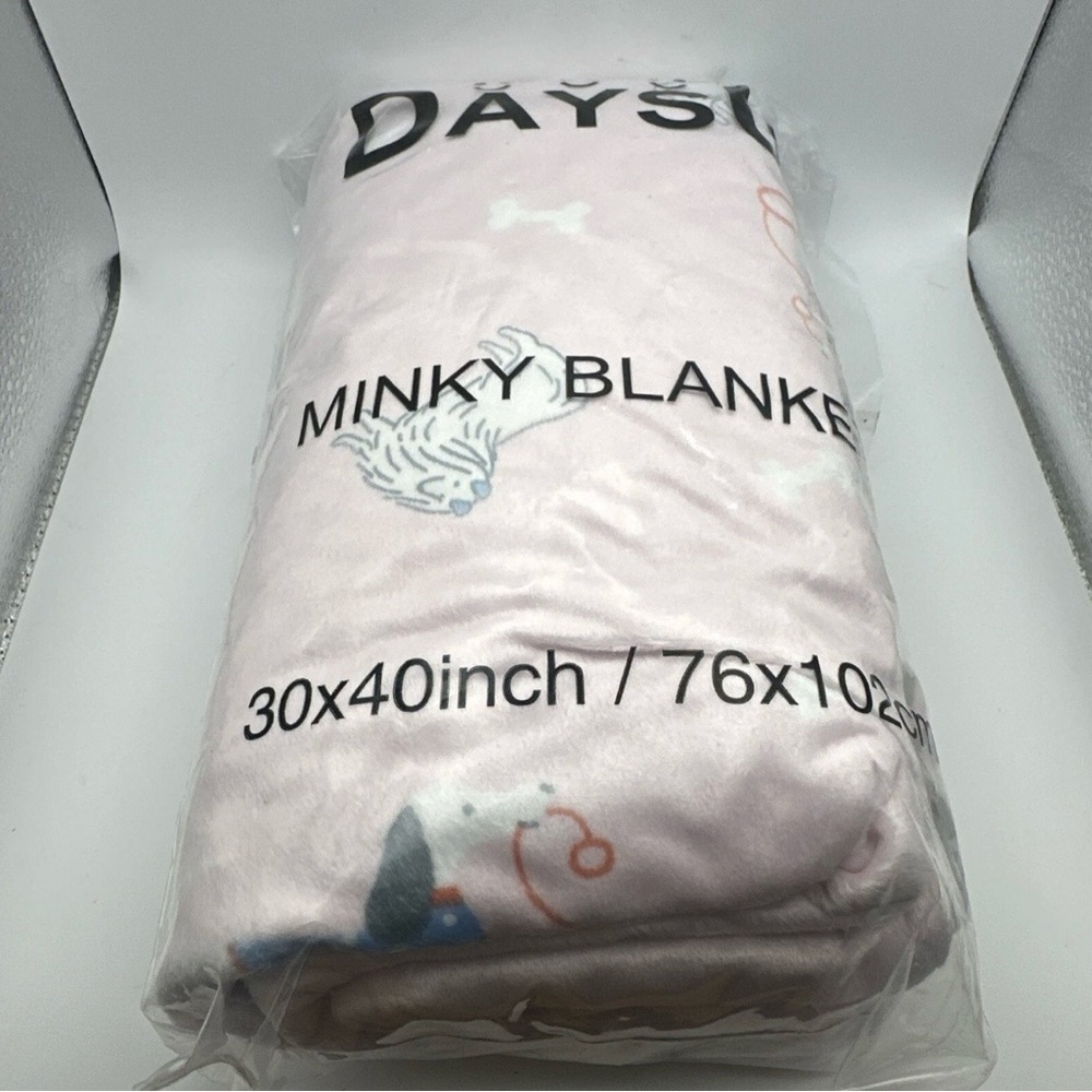 DAYSU Baby Minky Blanket Dogs Bone 30” X 40”